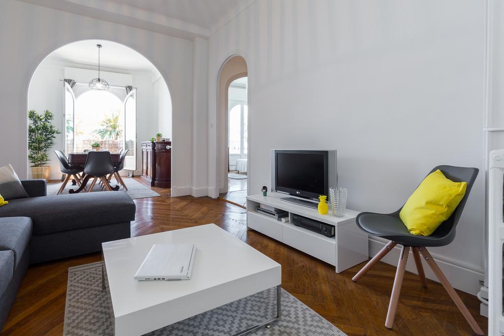 Beautiful Apartment By The Sea Front Ніцца Екстер'єр фото